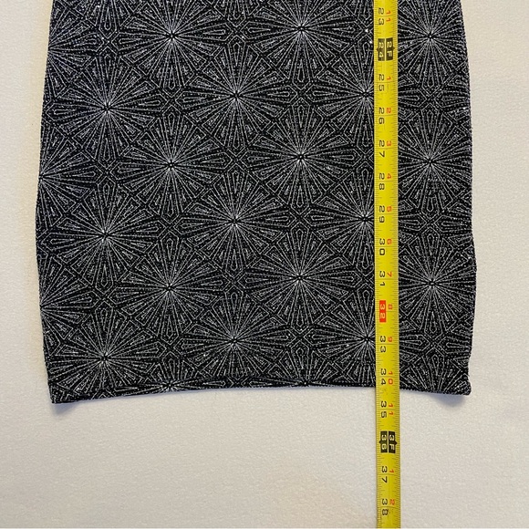 H&M Sparkly Bodycon Backless Jersey Dress Black Silver Geometric - Picture 10 of 14